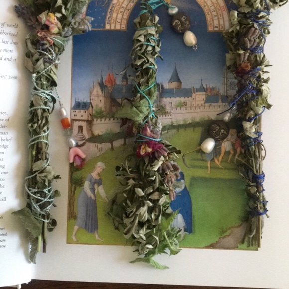 "Moon" themed mint and lavender herbal botanical wand with pearl charm- handmade - Picture 2 of 5